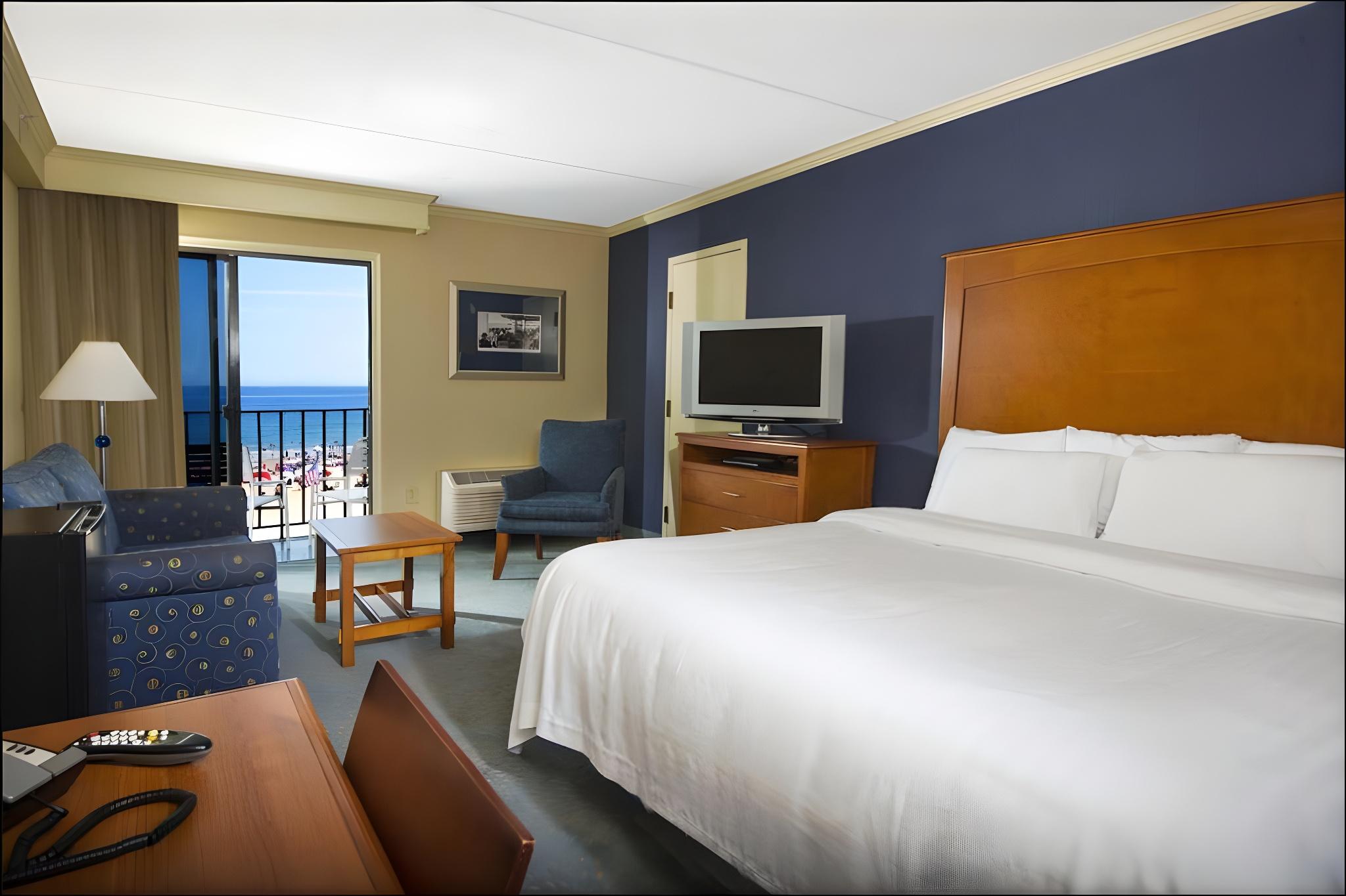 Room, King Bed, Ocean Front