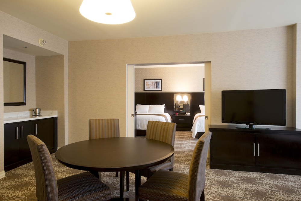 Doubletree By Hilton Hotel Binghamton 31/51