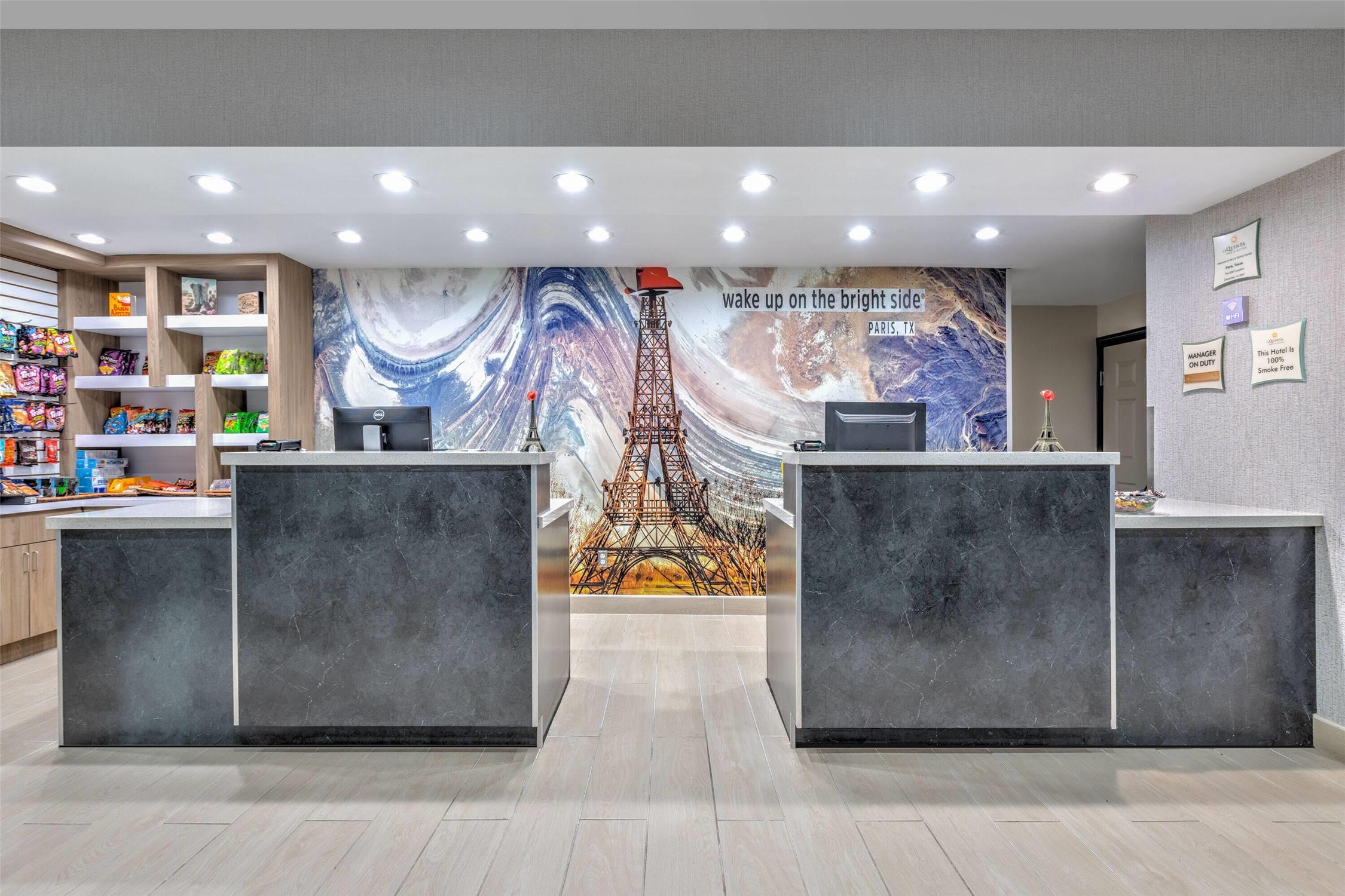 La Quinta Inn And Suites Paris 17/72