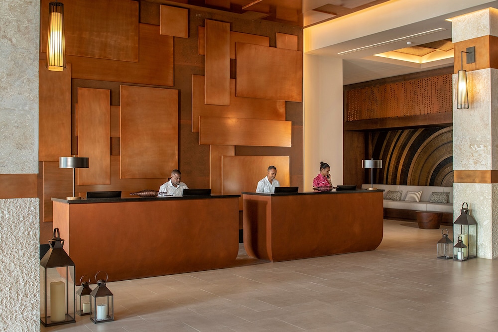 Unique Club at Lopesan Costa Bavaro 6/50