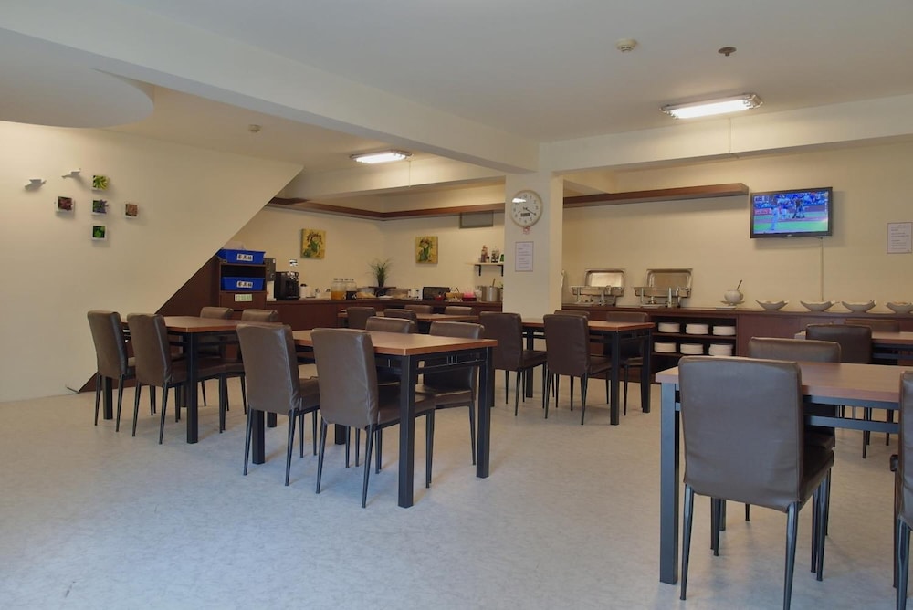 I Live Hotel 44/63