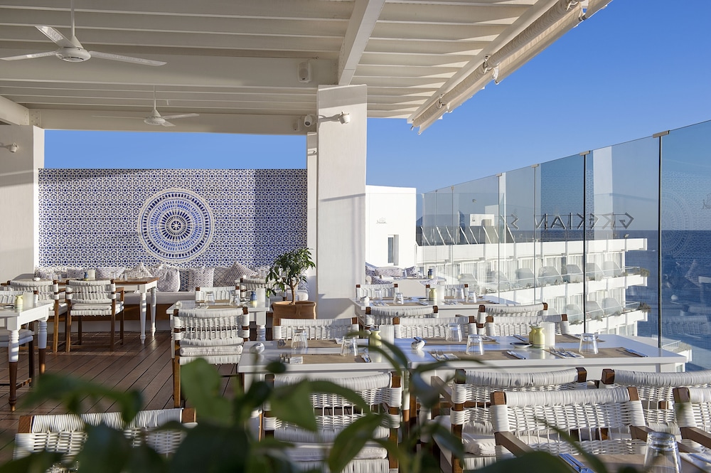 Grecian Sands Hotel 53/71
