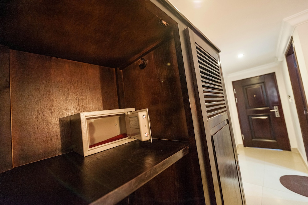 Angkor International Hotel 32/45