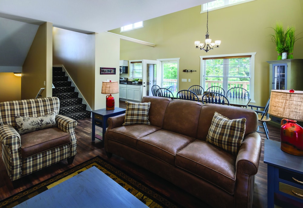 Arrowwood Resort And Conference Center 37/69
