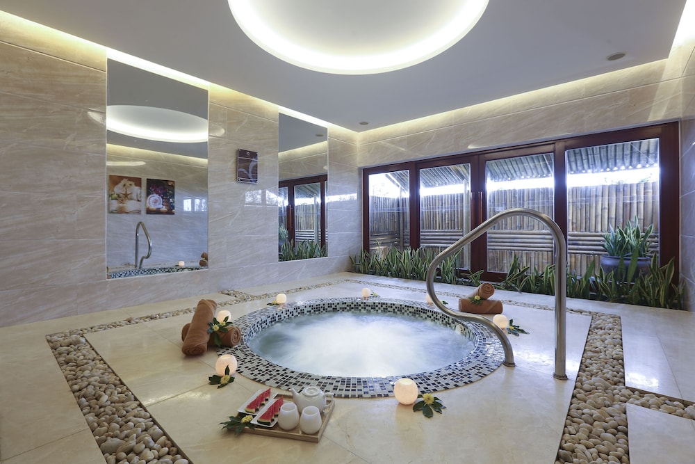 Sandy Beach Non Nuoc Resort Danang 39/75
