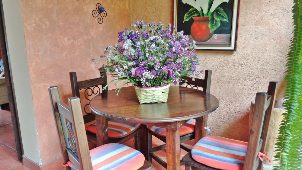 Meson Del Valle Hotel 30/50