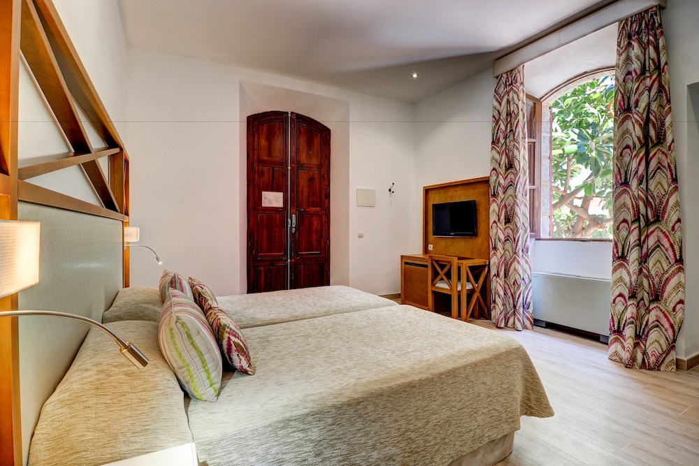 Hoposa Costa d Or - Adults Only 21/60