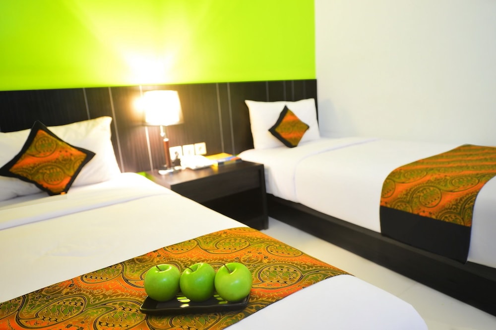 J Hotel Bandara Soekarno Hatta 9/26