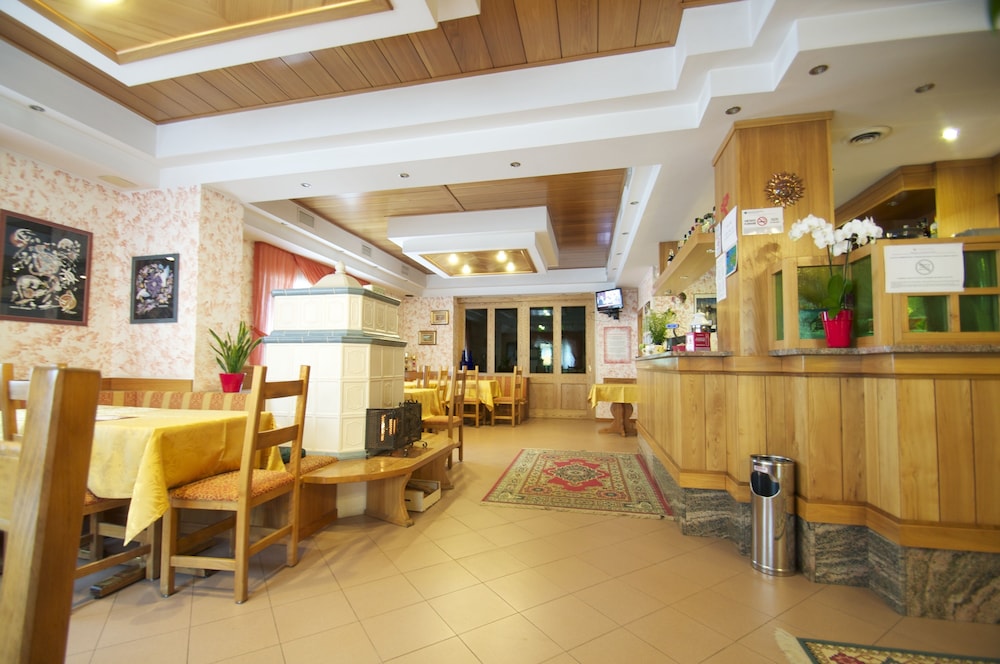 HOTEL SCIATORI 16/31