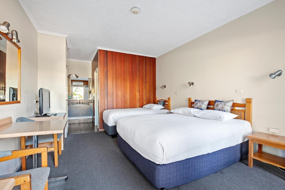 BANJO PATERSON MOTOR INN 12/50