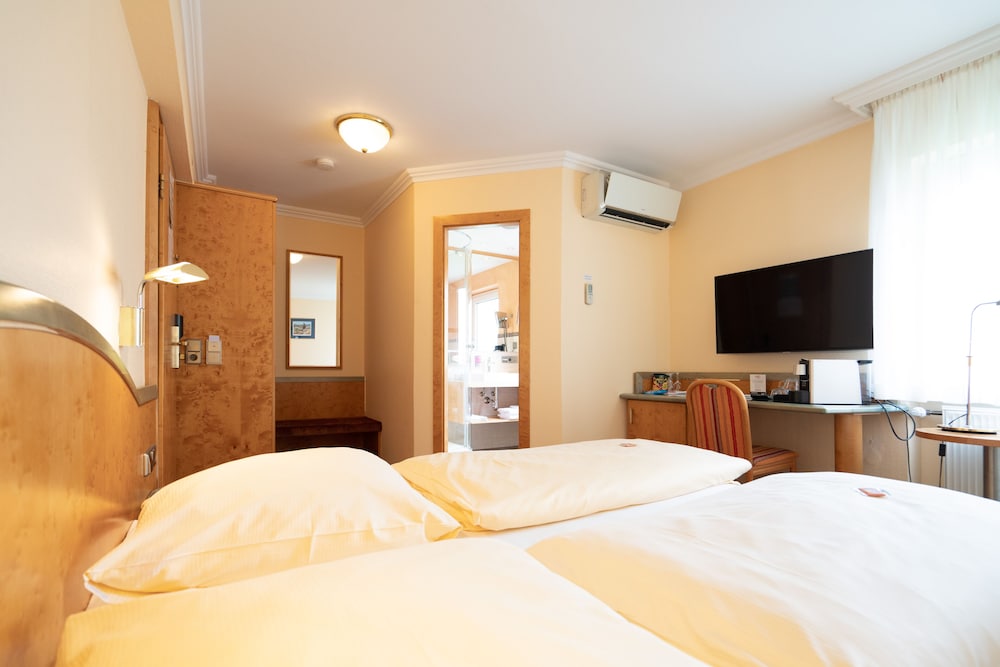 Hotel Adler 16/55