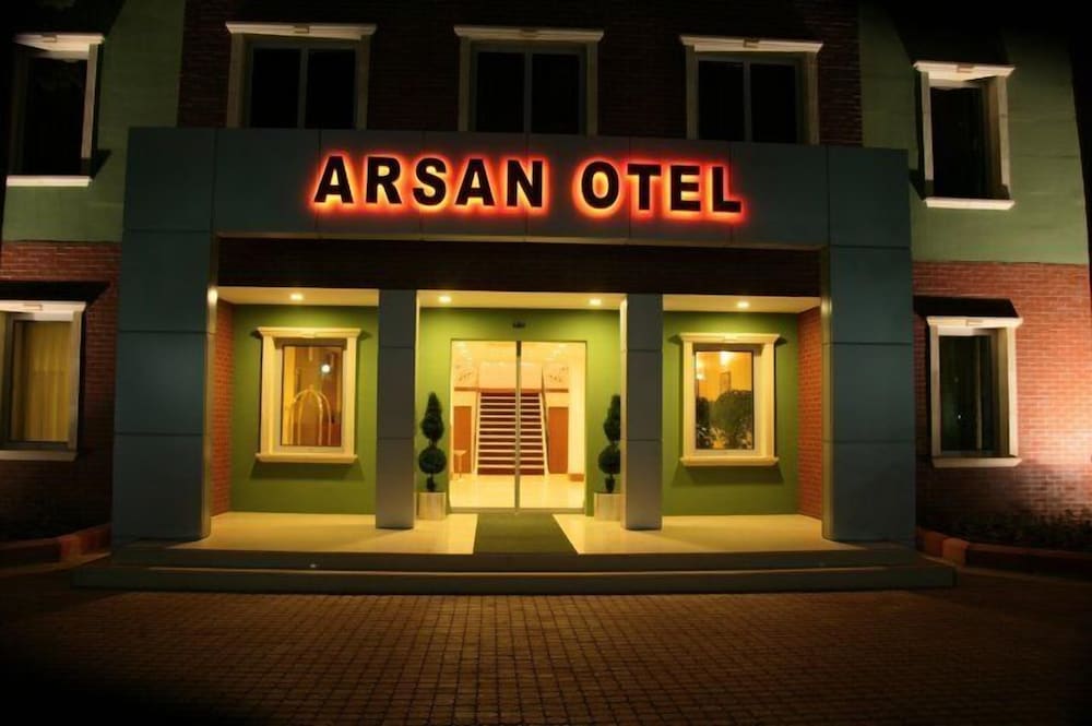 ARSAN OTEL 1/37