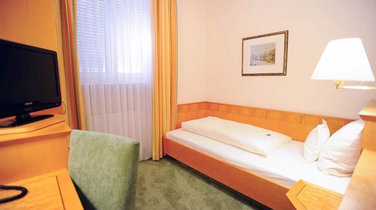 Hotel Beethoven 10/28