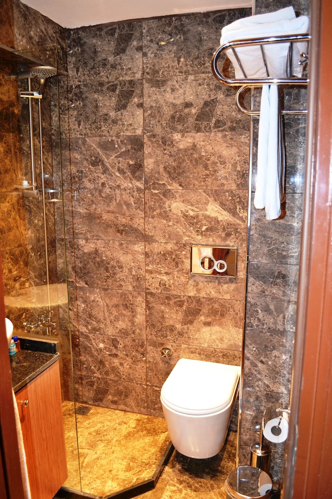 Istanbul Comfort Hotel 48/50