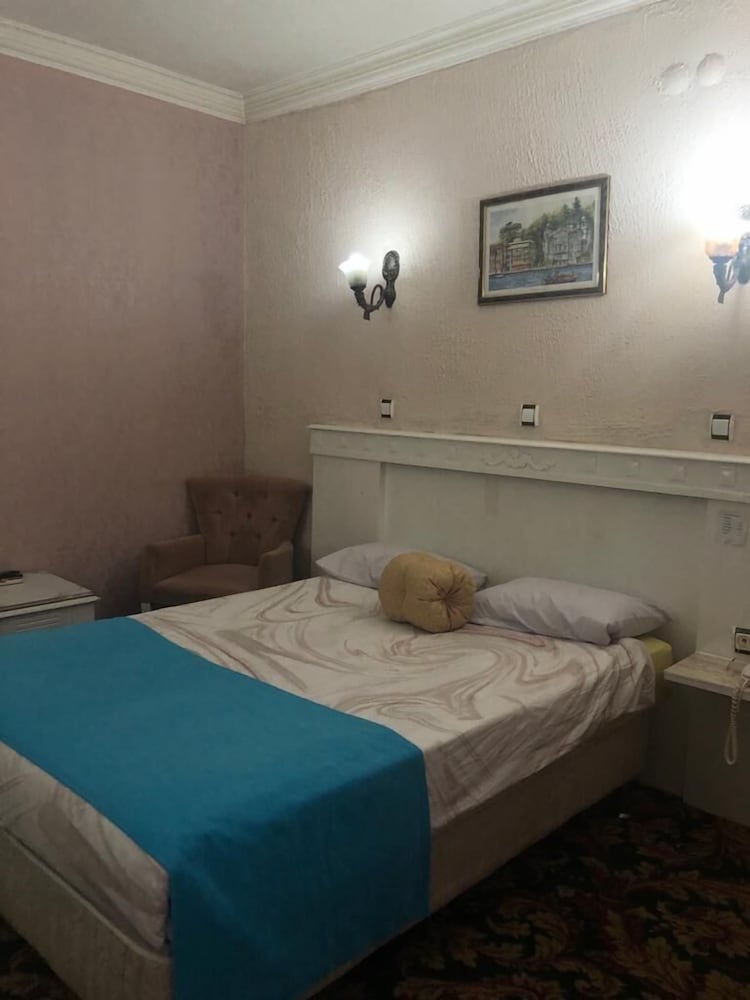 Otel Antik 18/50
