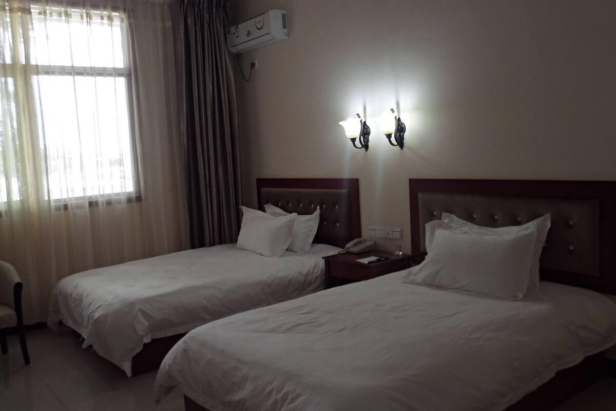 Standard, Double or Twin Bed