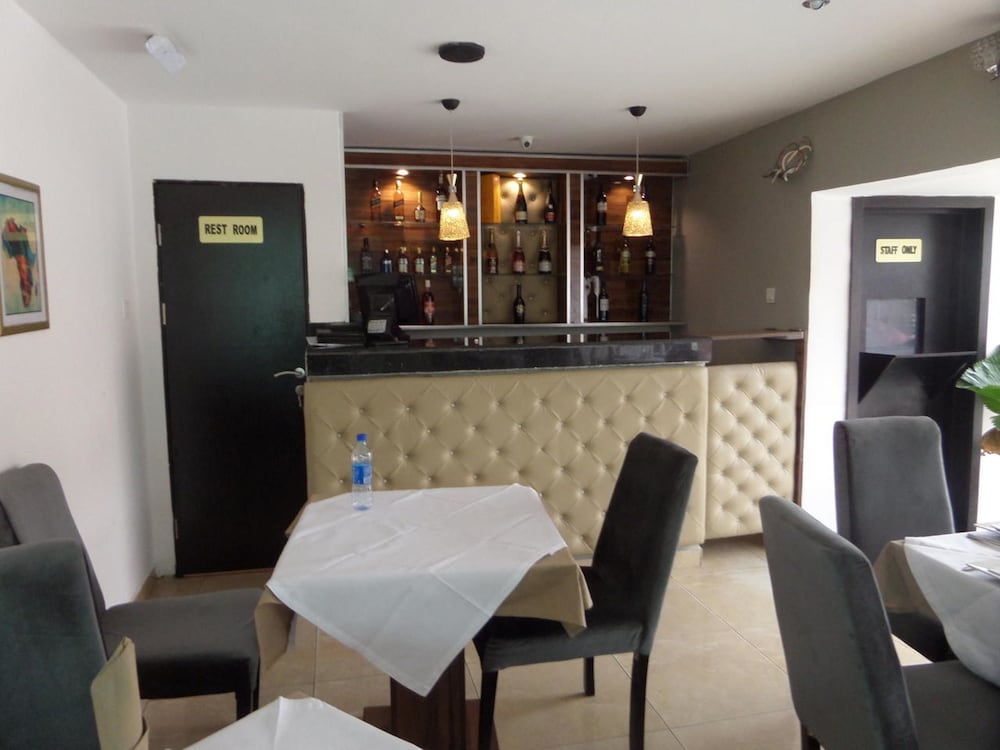 Blackwood Hotel 19/27