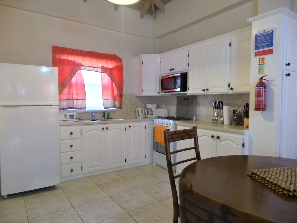 Grooms Beach Villa And Resort 46/62