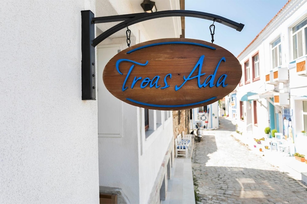 Troas Ada Hotel 2/22