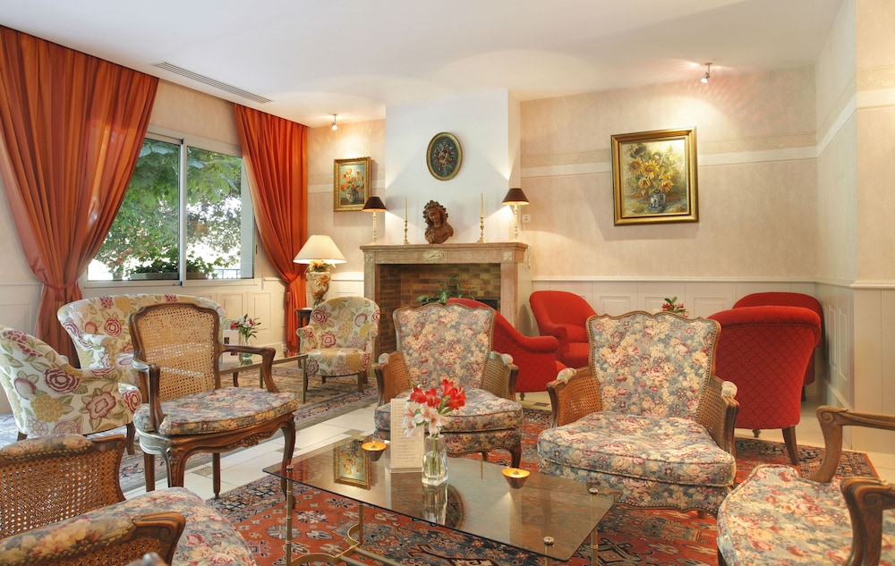 LE BEAU RIVAGE 35/58