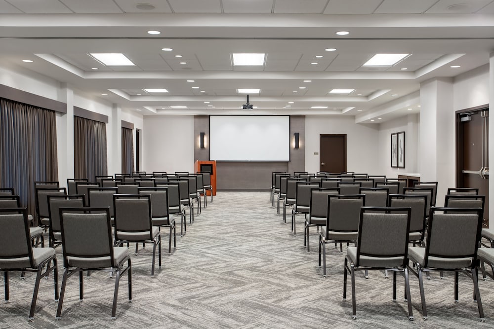 Hyatt Place Austin Airport 59/66