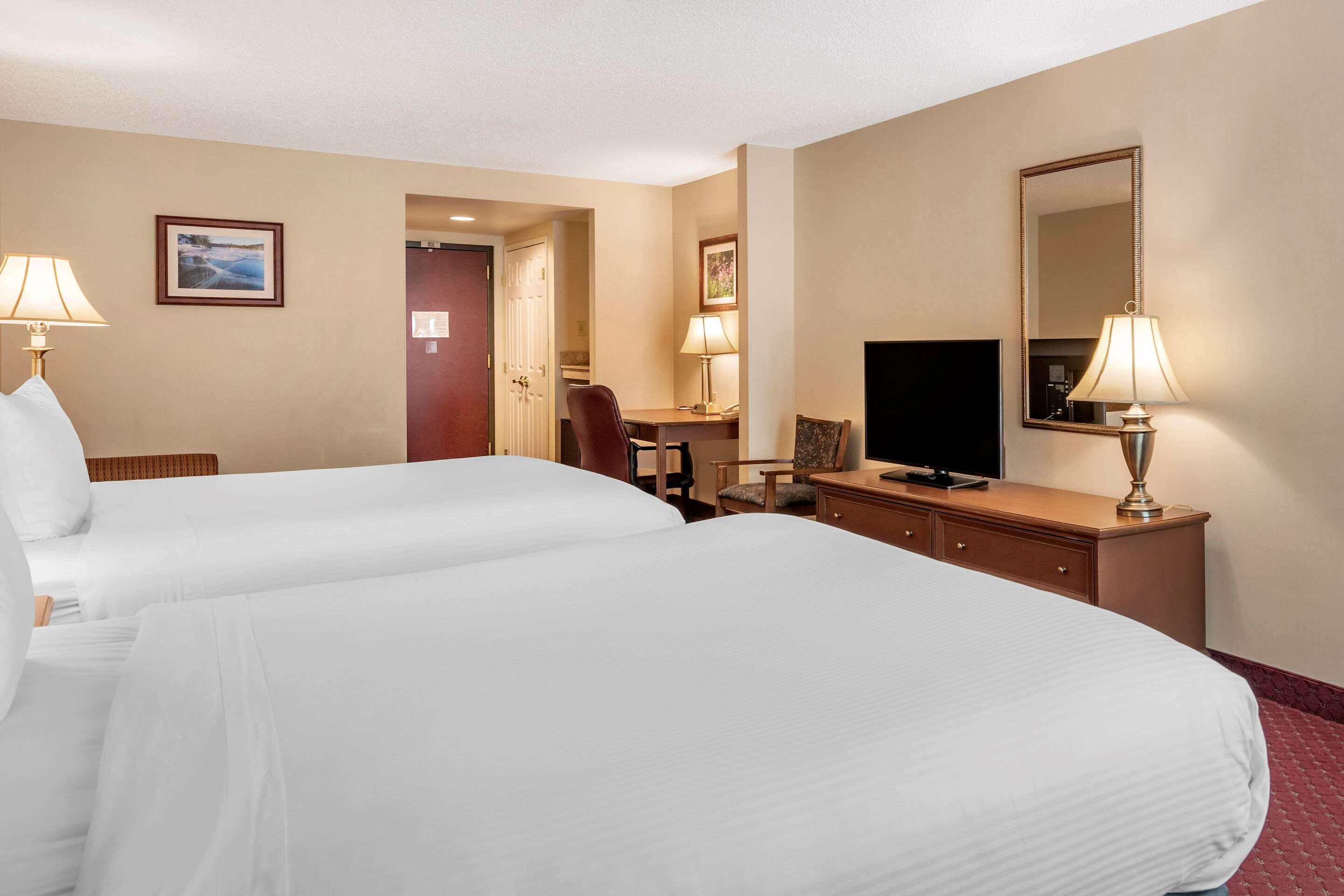 ROOM, 2 QUEEN BEDS