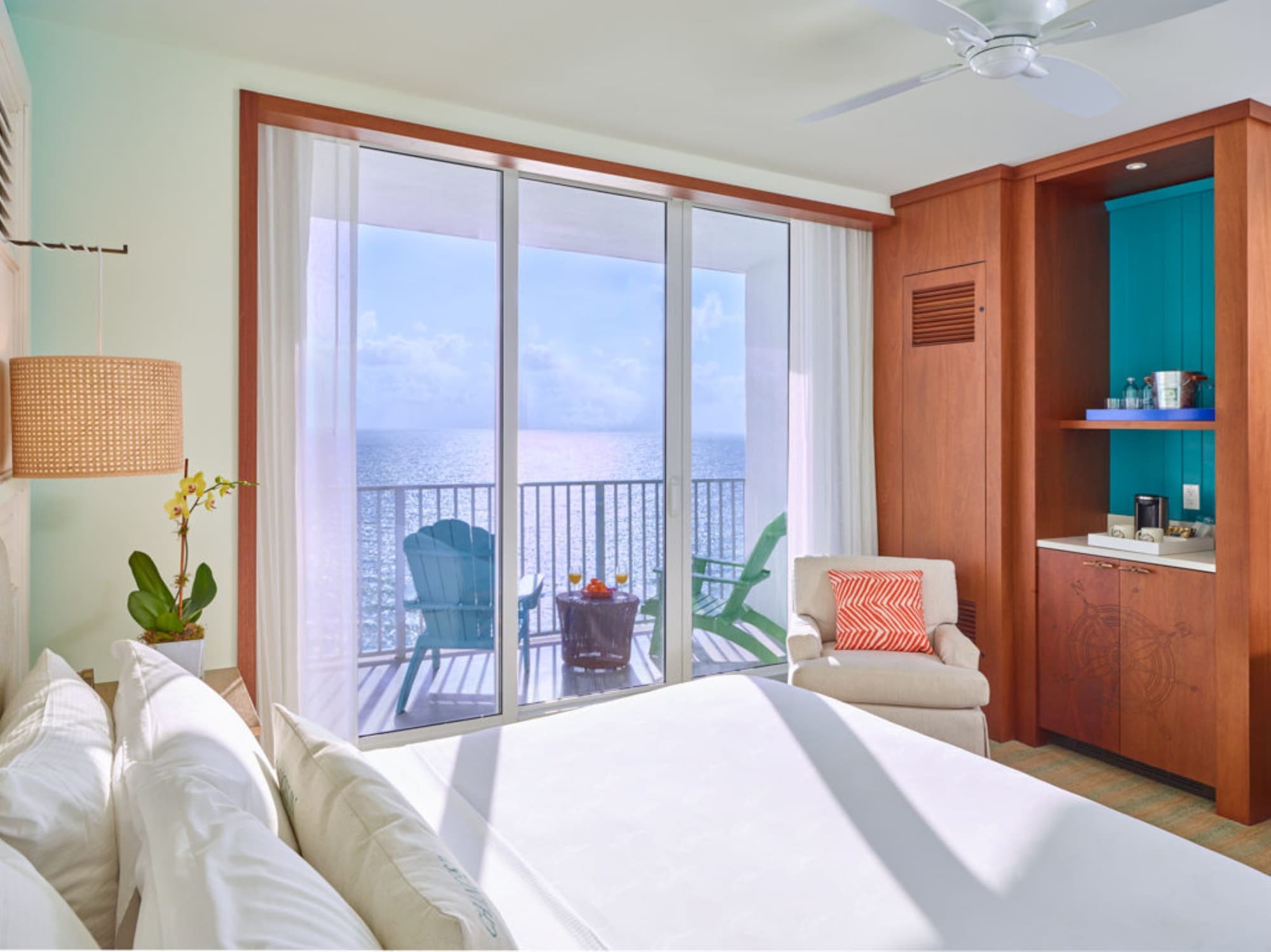 PARADISE, KING BED, OCEAN FRONT