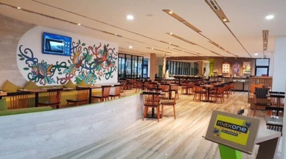 Maxonehotels Com Balikpapan 28/40