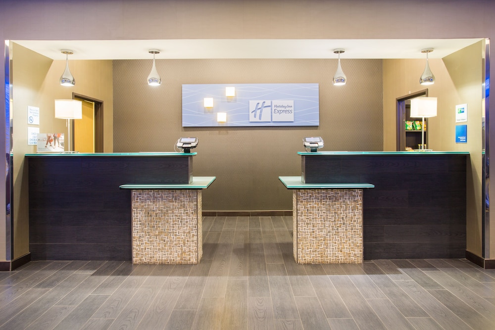 Holiday Inn Express Hotel Suites Amarillo West 8/71