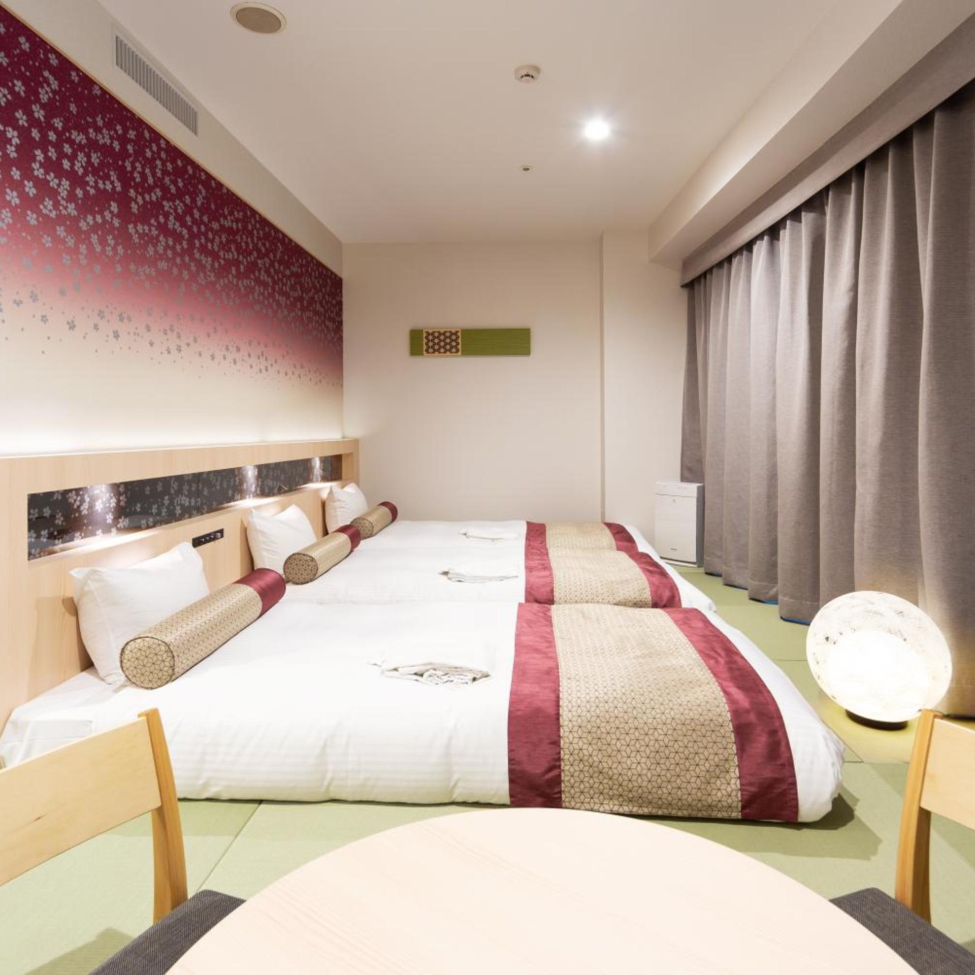 Sakura, Suite, Top Floor