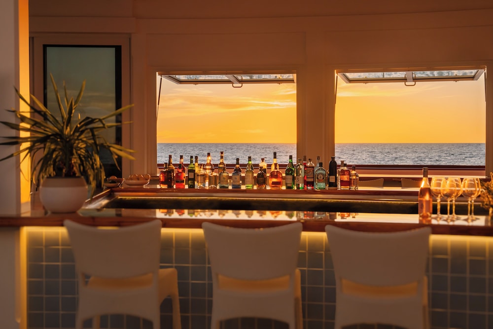 The Naples Beach Hotel and Golf Club 27/46