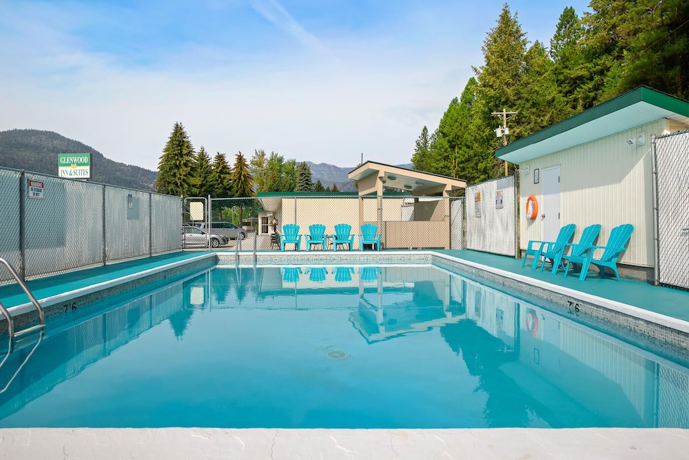 Glenwood Inn & Suites 30/50