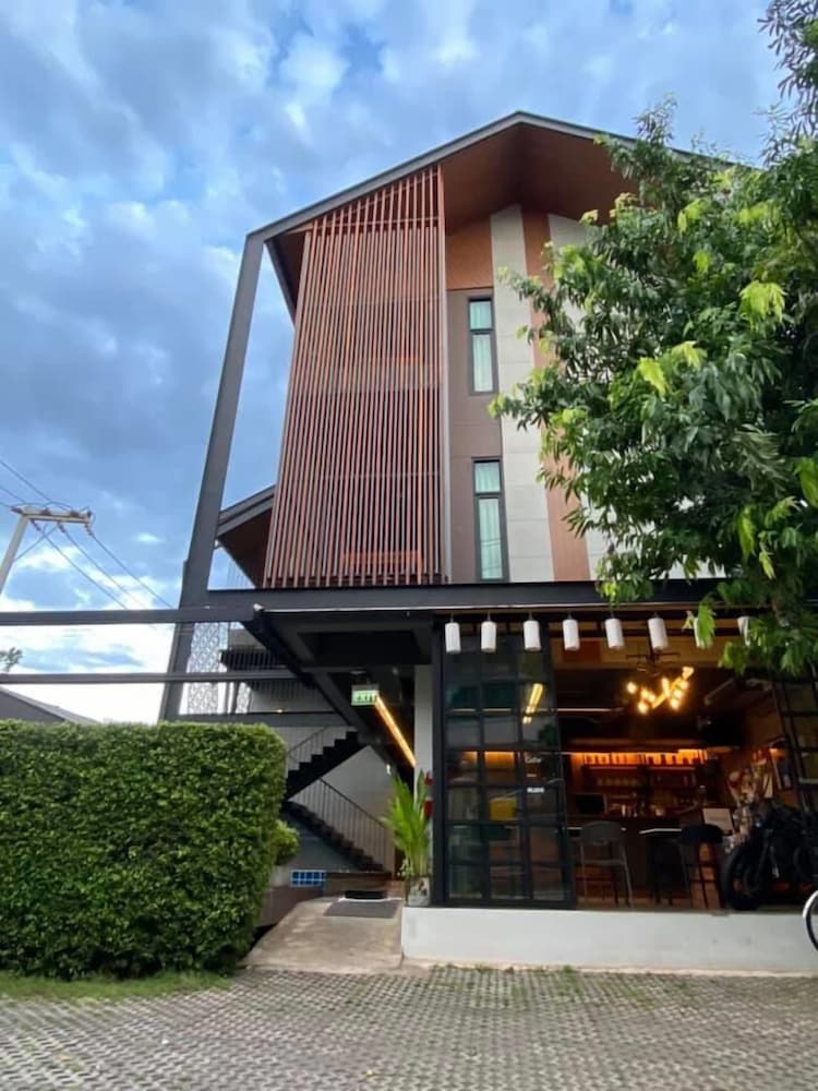 The Rodman Hotel 4/53