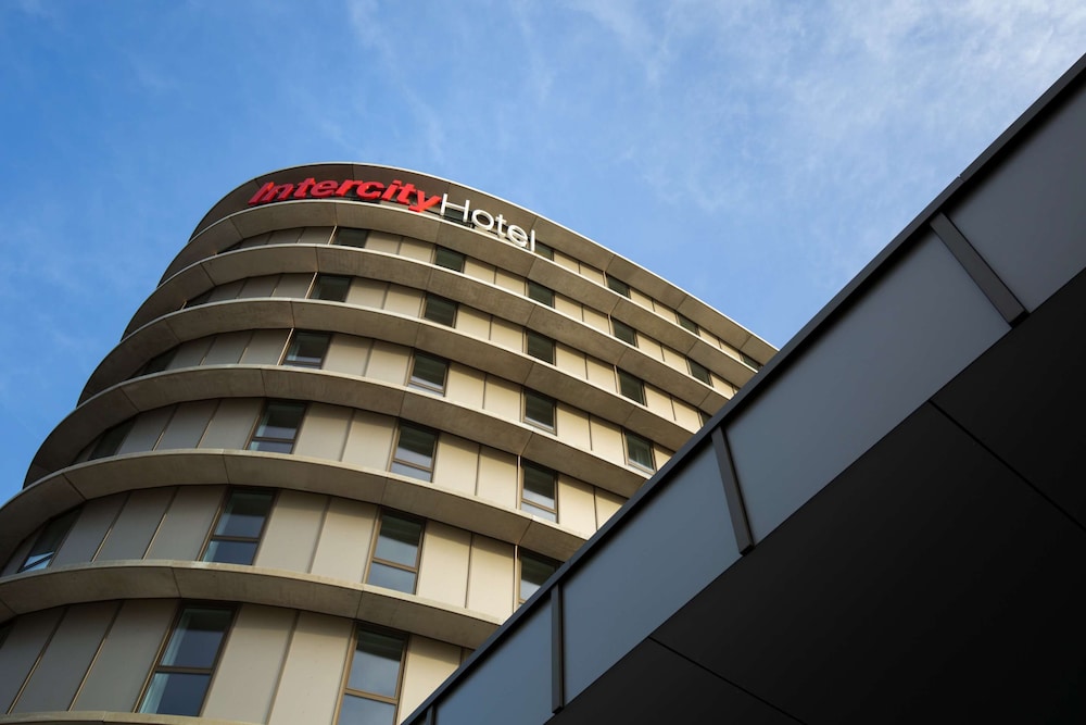 IntercityHotel Amsterdam Airport 2/60