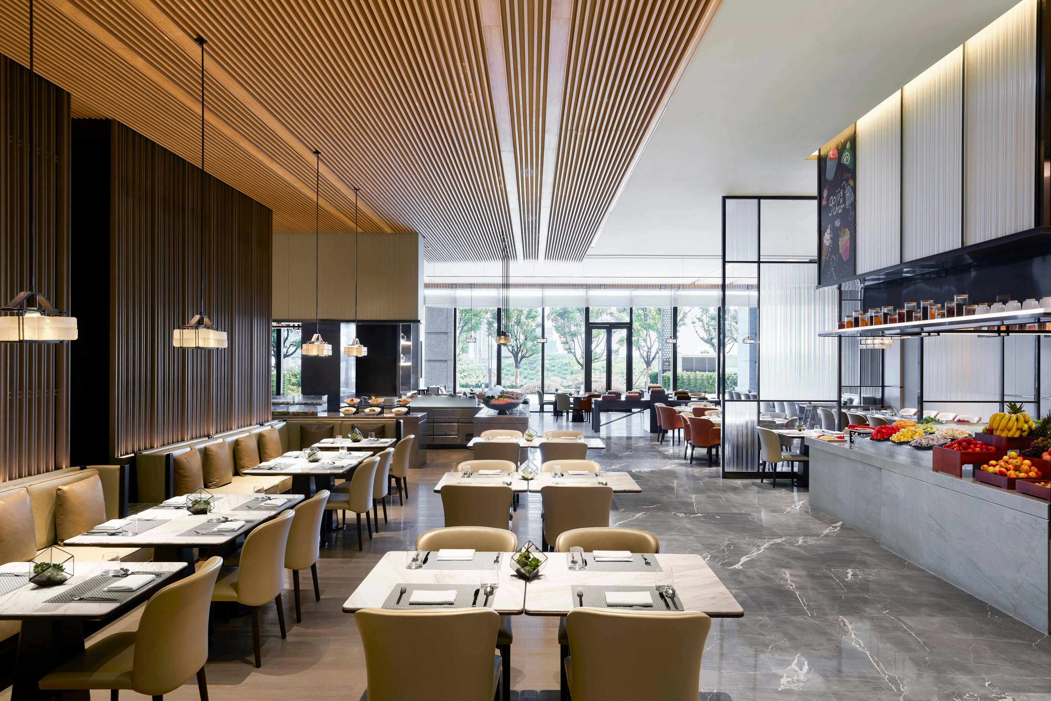 Wuhan Marriott Hotel Optics Valley 8/13