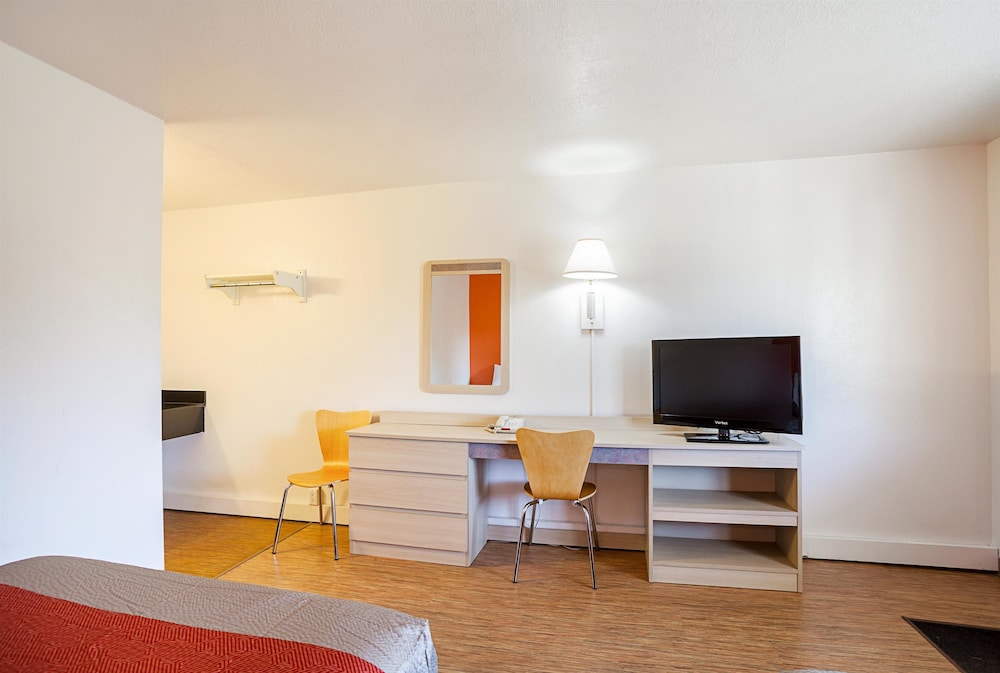 Americas Best Value Inn Bangor 29/43