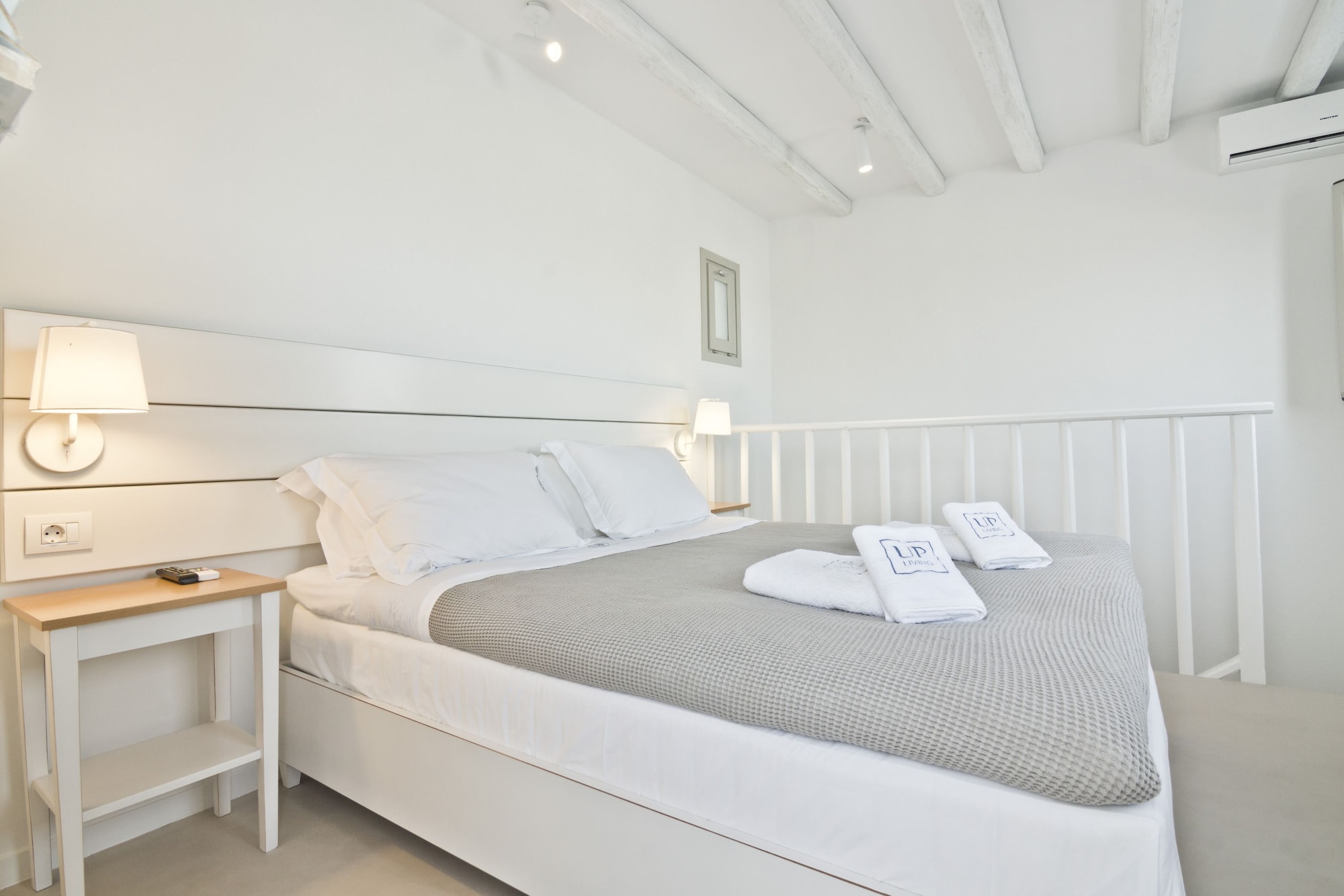 DUPLEX, JUNIOR, CASTLE VIEW, BALCONY