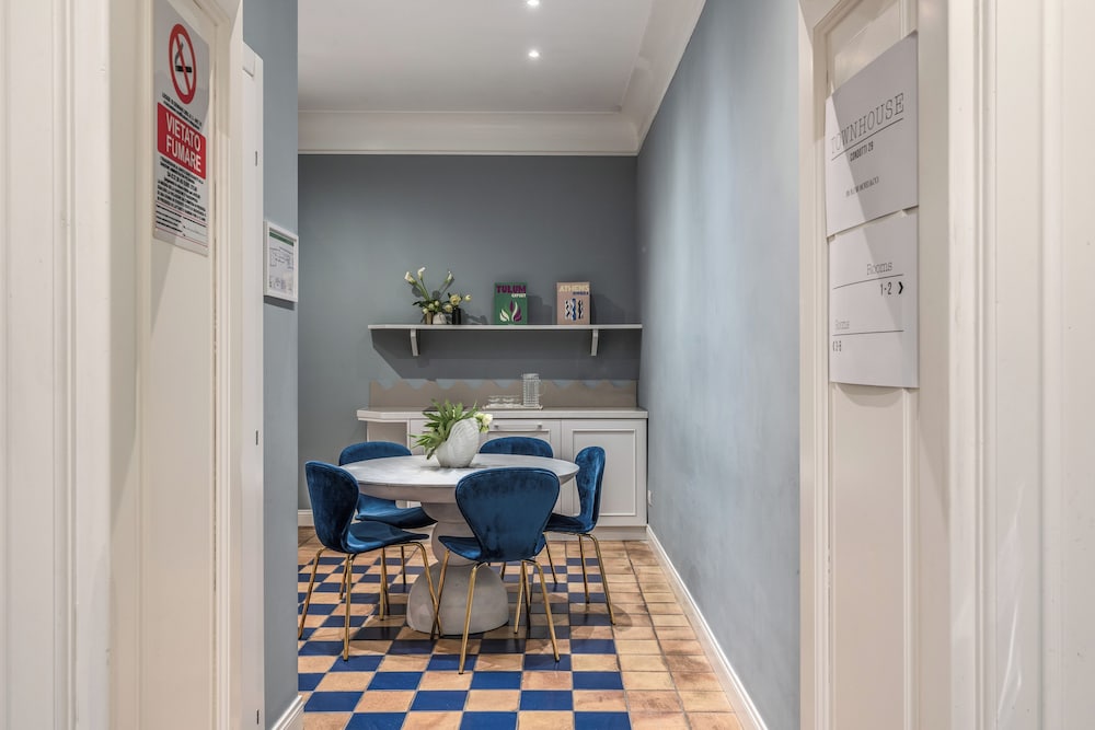 Townhouse Condotti 29 32/53