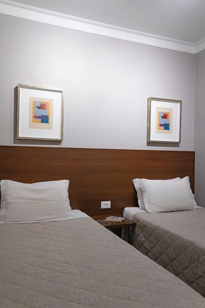 STANDARD, TWIN BEDS