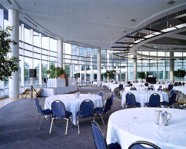 restaurant cafeteria