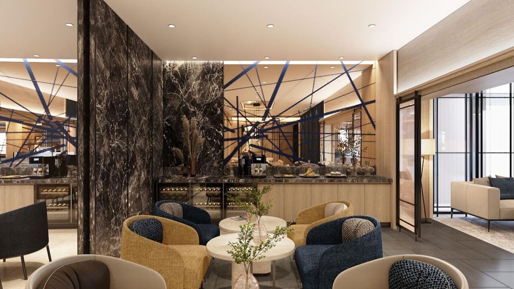 Ramada by Wyndham Bangkok Sukhumvit 11 9/83