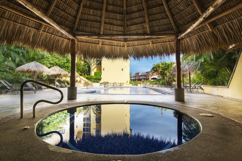 Aparthotel & Suites Villas Del Rio 15/50