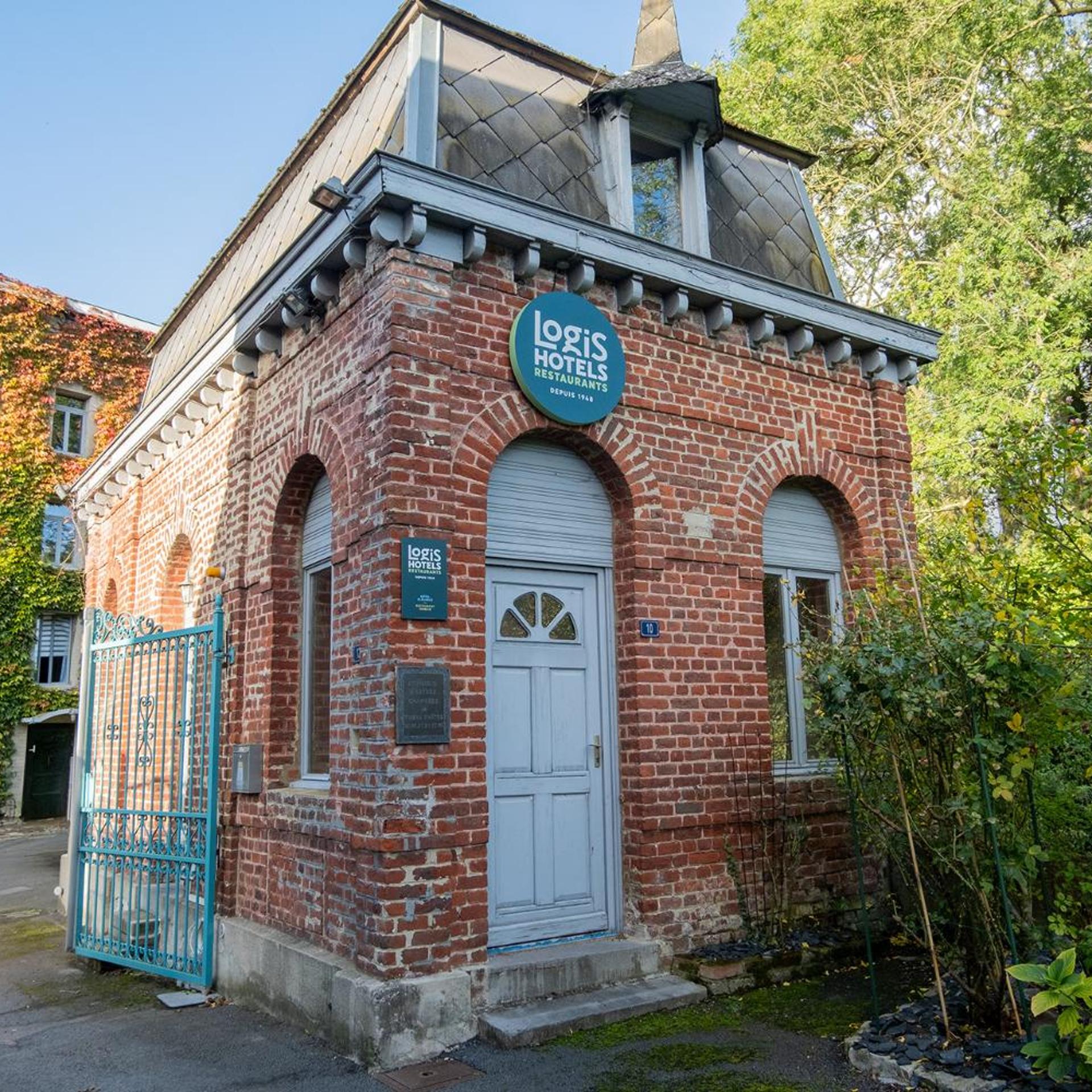 HOTEL LE MOULIN D'ARTRES 3/49