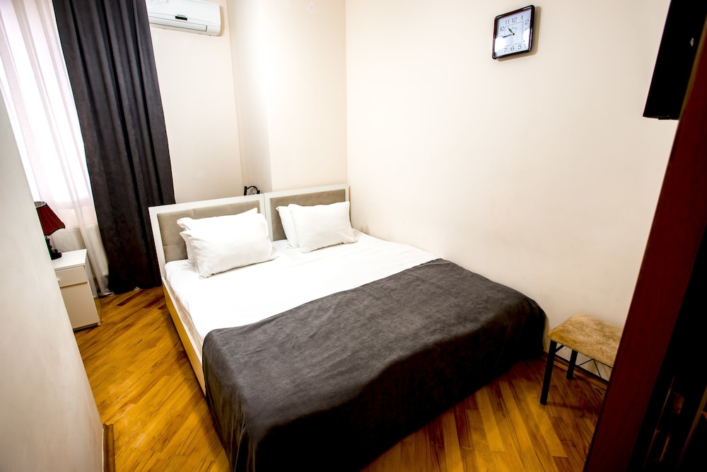Central Baku Hotel 8/50