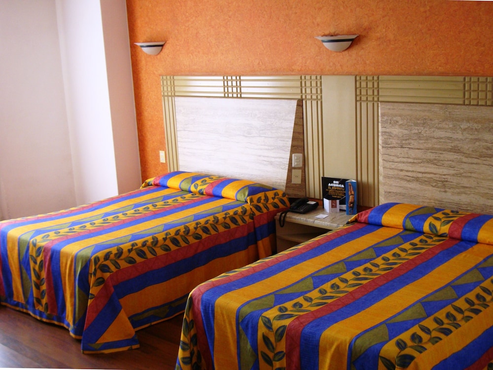 Hotel Cervantes 37/37