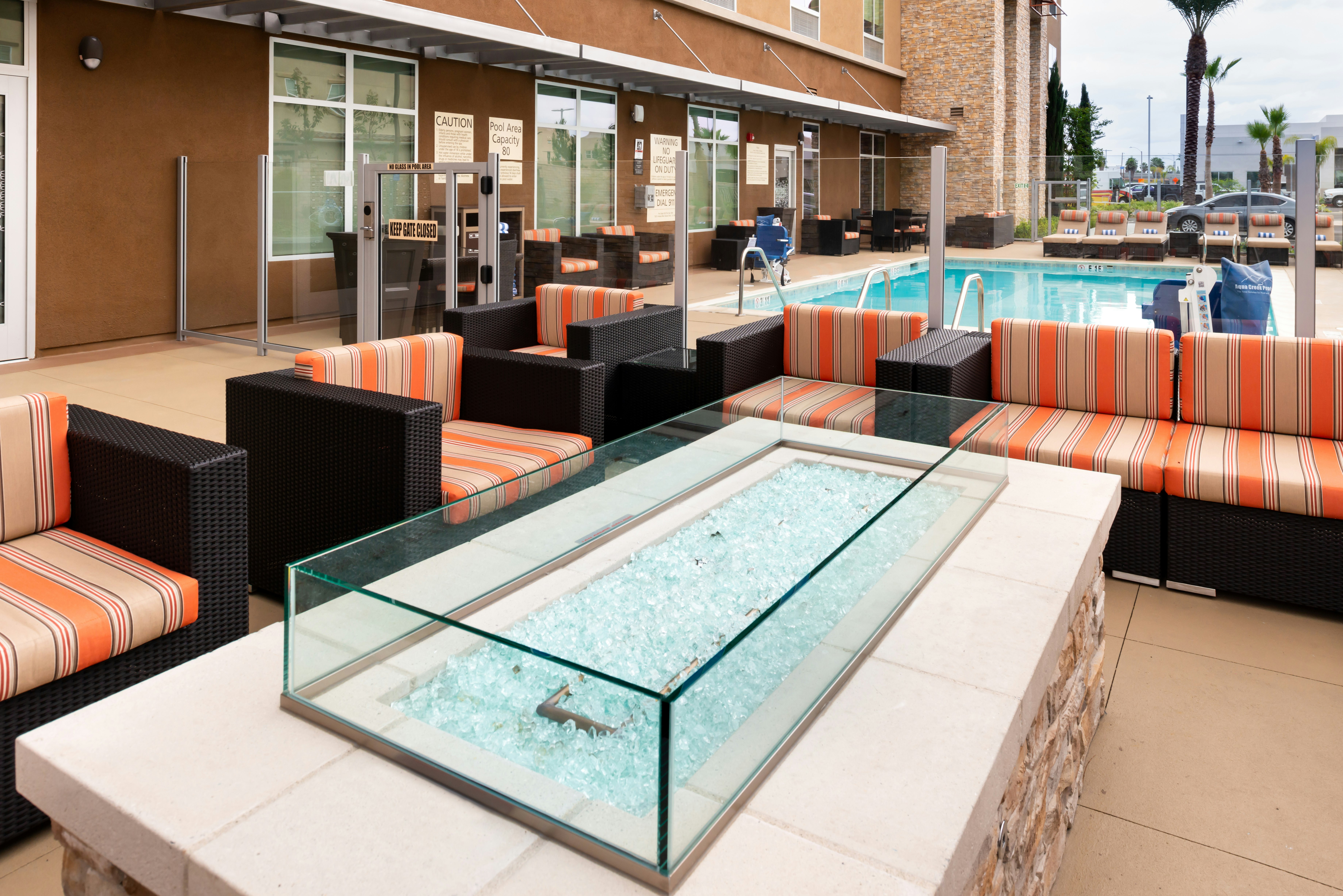 Hampton Inn & Suites Buena Park 38/55