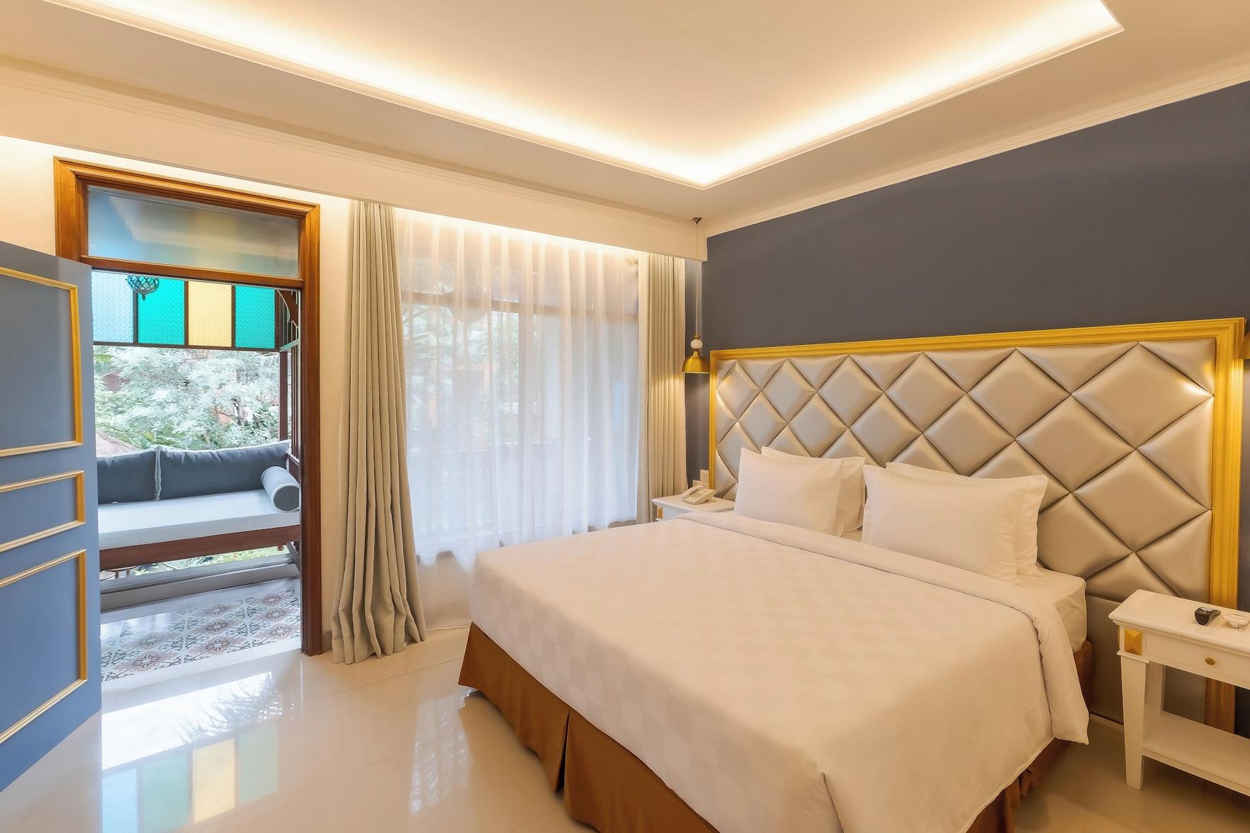 Royal, Classic, Cabana, Double and Twin Beds