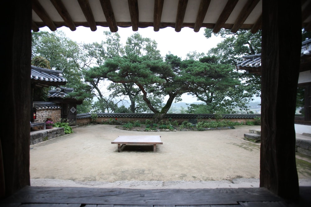 Okyeon Pavilion 28/50