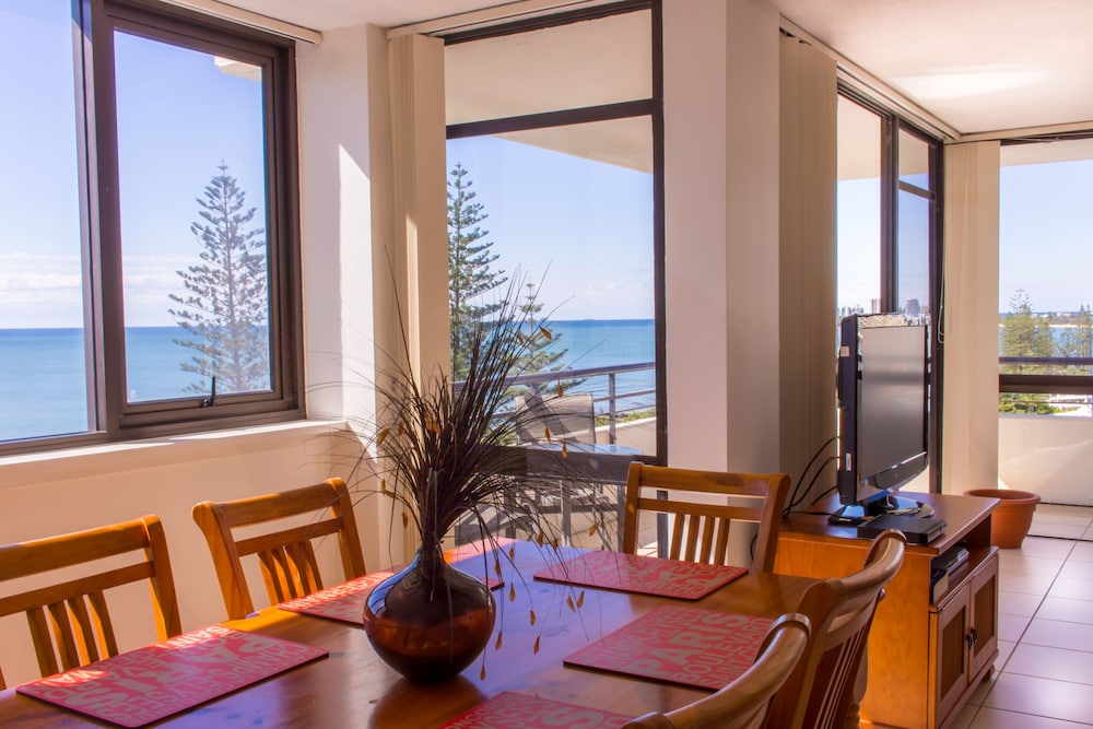 WINDWARD APARTMENTS 42/81
