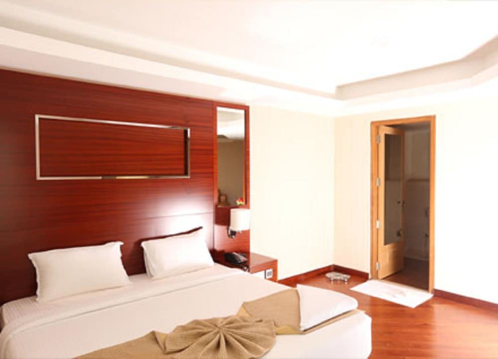 Hotel Chennai Le Palace 14/72
